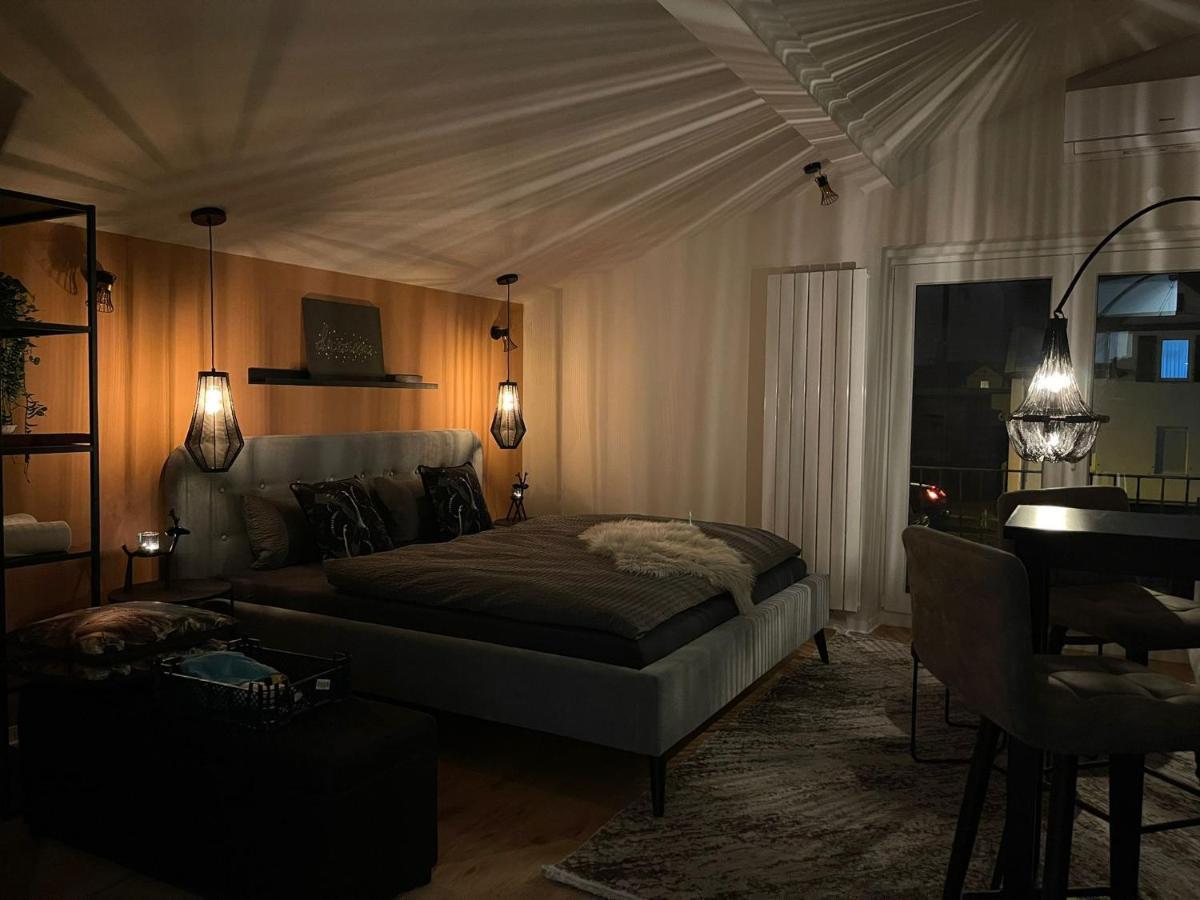 Stay At Smilla - Boutique Apartments Mit Kueche - Parken - Klima - Netflix - Waschmaschine Wiesbaden Exteriér fotografie