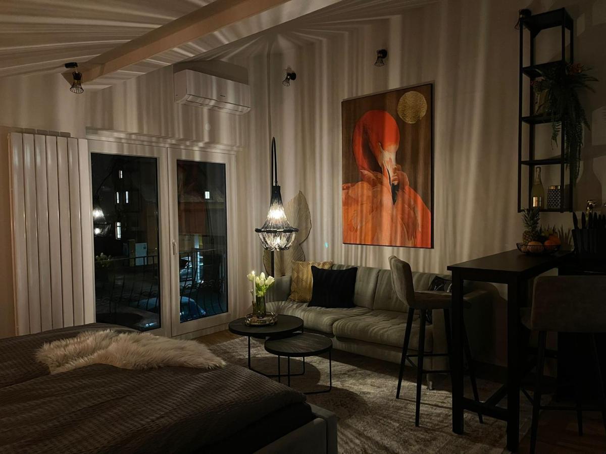 Stay At Smilla - Boutique Apartments Mit Kueche - Parken - Klima - Netflix - Waschmaschine Wiesbaden Exteriér fotografie