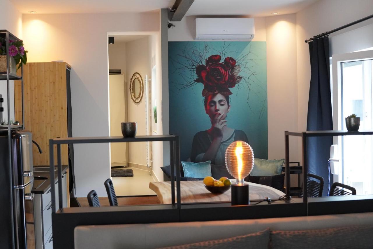 Stay At Smilla - Boutique Apartments Mit Kueche - Parken - Klima - Netflix - Waschmaschine Wiesbaden Exteriér fotografie