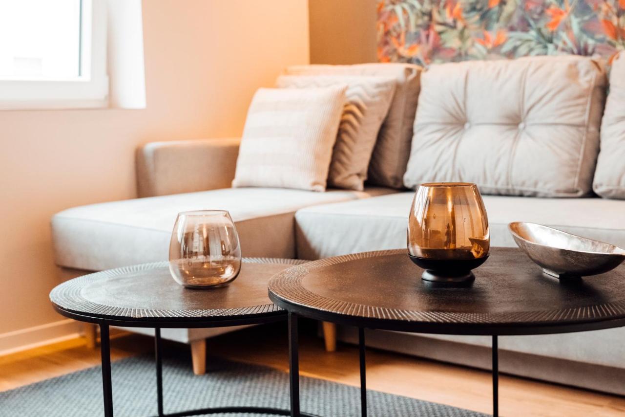 Stay At Smilla - Boutique Apartments Mit Kueche - Parken - Klima - Netflix - Waschmaschine Wiesbaden Exteriér fotografie