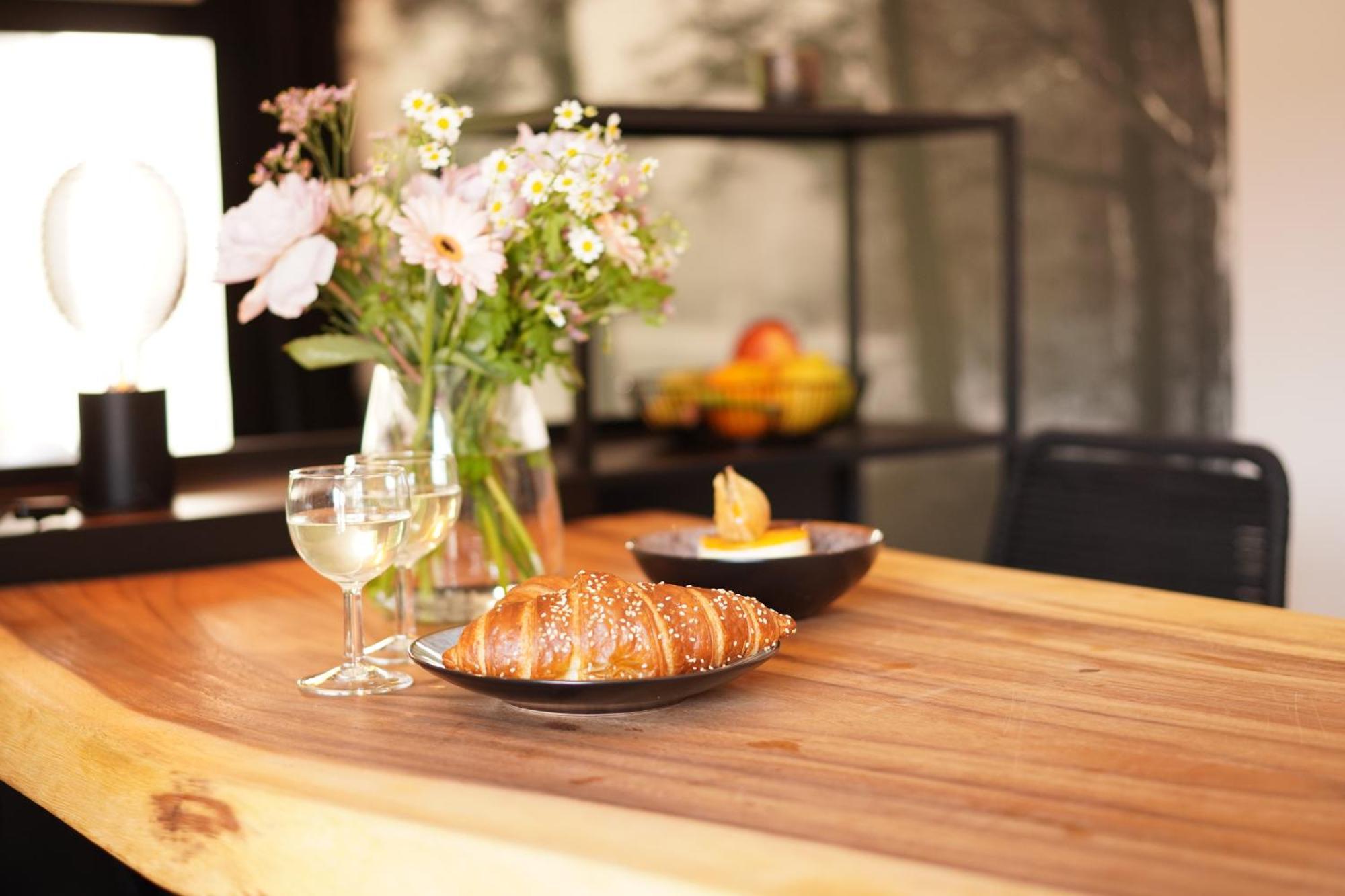 Stay At Smilla - Boutique Apartments Mit Kueche - Parken - Klima - Netflix - Waschmaschine Wiesbaden Exteriér fotografie